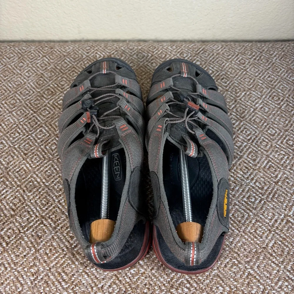 KEEN Mens Sz 11.5 Canvas Outdoor Hiking Water Camping Sandals Safe Toes Gorpcore